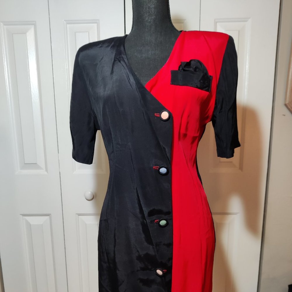 80s vintage black and red V-neck structured suit dress sz 6